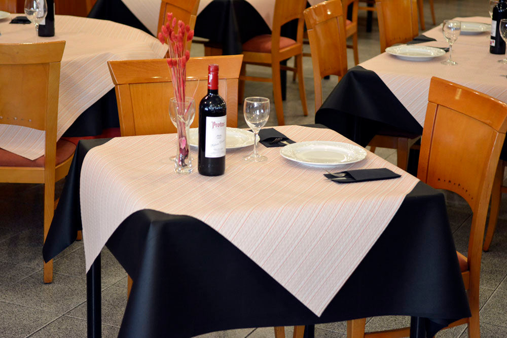 Mantel papel 100x100cm 37gr Pleg. 1/8 Decorada