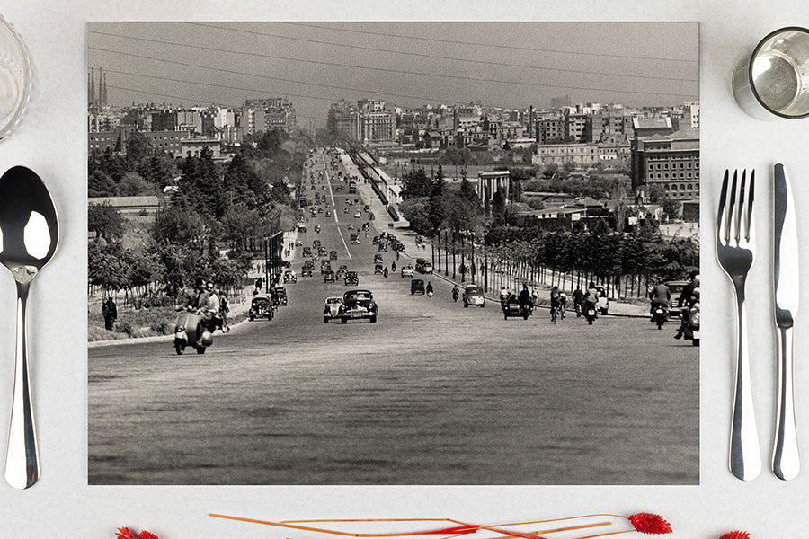 Mantel Papel 28x40,5cm 80gr Deco. Avenida Impresion Offset, 500uds